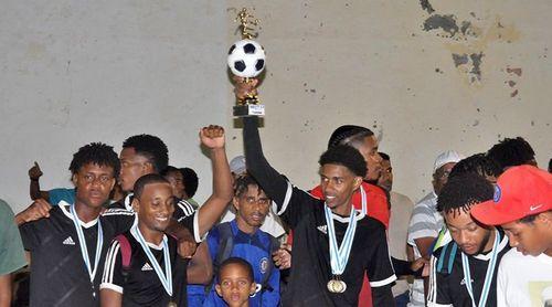 Porto Novo/Futsal: Placa e Tokyo são os finalistas da taça do município