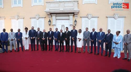 Palácio Presidencial acolheu posse do novo Governo de Francisco Carvalho sob forte expectativa