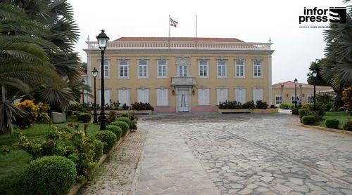 PR promulga Lei que cria Comissão Nacional Organizadora das Comemorações do 50.º Aniversário da Independência de Cabo Verde