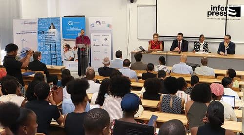Uni-CV’s first Employment Fair promotes closer ties between students and the labour market