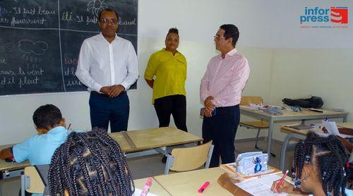 Sal: Ministro destaca “avanços significativos” no arranque do ano lectivo e garante conclusão breve do pólo da UTA