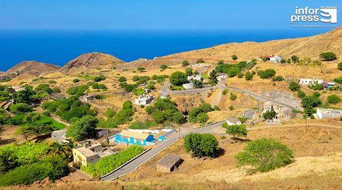 Porto Novo/Ribeira da Cruz: Presidente da edilidade enaltece acção do projecto Esperança