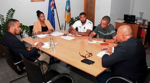 Santo Antão: Câmaras municipais analisam com ministro do Desporto desafios para o sector na ilha