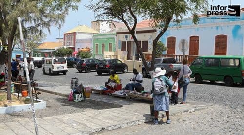São Filipe: Câmara reforça condições de trabalho com entrega de fardamentos a colaboradores 