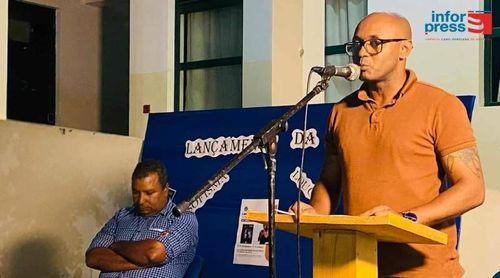 Porto Novo: Book “Sofisma Loucura” presented in the author’s hometown to the pride of residents