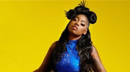 “Suficiente” é novo single da cantora e compositora Soraia Ramos lançado hoje nas plataformas digitais