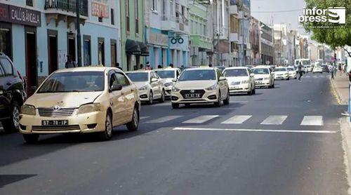Associação dos Taxistas da Praia regozija-se com Sistema Táxi Seguro mas aponta reservas (c/áudio)