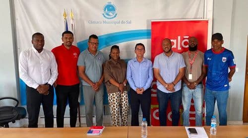 Ilha do Sal: Autarquia e parceiros assinam protocolos para transmissão dos jogos do Mundial