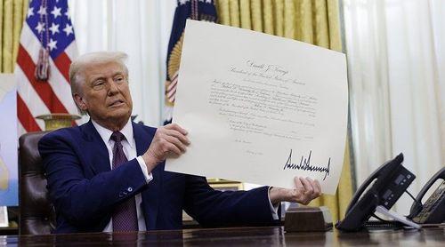 Cortes e restrições decretadas por Trump pairam sobre Cimeira Empresarial EUA-África