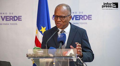 Primeiro-ministro visita Santo Antão para acompanhar “projectos estruturantes” e inaugurar obras