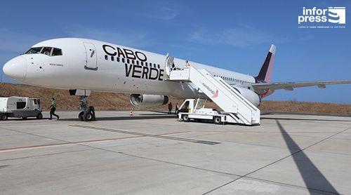 TACV realiza voo charter Nice/Praia solicitado pela comunidade cabo-verdiana radicada no sul de França (c/áudio)    