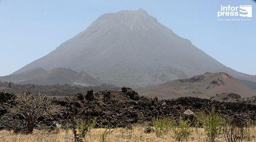 Mosteiros: Câmara projecta para este ano construção da sede da Protecção Civil e Bombeiros Voluntários
