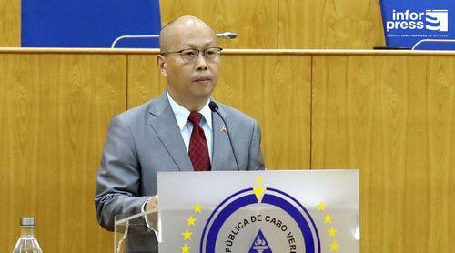 Embaixador da China defende reforço do multilateralismo e da cooperação China–África