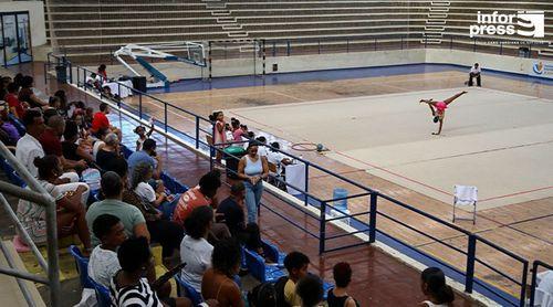 Associação Regional de Ginástica de Santiago Sul homenageia três atletas de renome