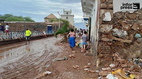 Produção de água em São Vicente continua suspensa após inundação de subestação de captação (c/áudio)