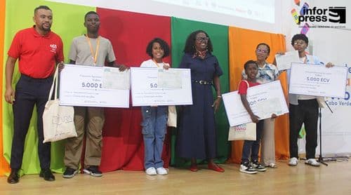 Brava: João Cardoso vence final nacional do Concurso de Leitura na categoria dos 16 aos 18 anos