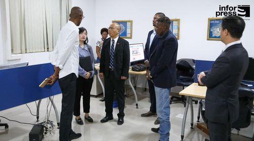 Embaixador da China promete reforçar parceria com Inforpress com foco na infraestrutura e capacitação profissional