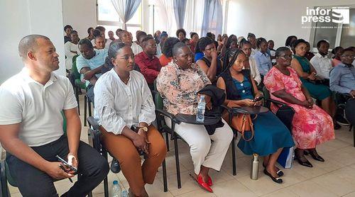 Santa Catarina: Cerca de 70 mulheres concluem formação em educação financeira e gestão de negócios