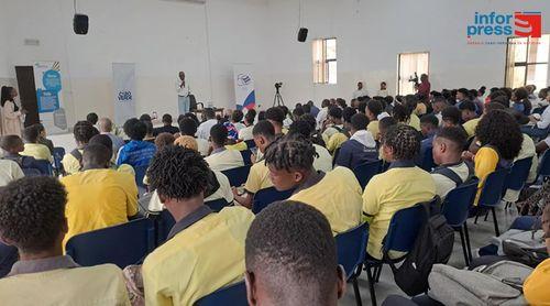 PM destaca relevância da educação de qualidade e da qualificação profissional na promoção do empreendedorismo jovem