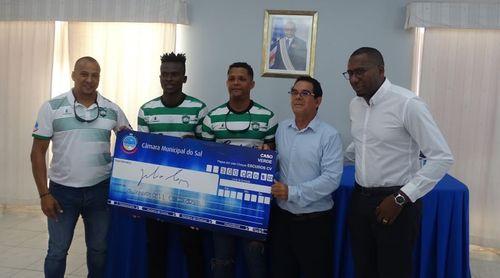 Ilha do Sal celebra dia da independência com homenagem ao Grupo Desportivo Palmeira