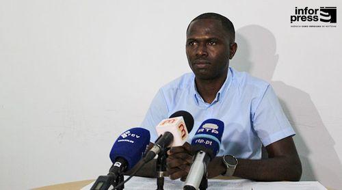 Onze espécies de tubarões protegidas em Cabo Verde enfrentam risco crítico de extinção - investigador