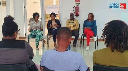 Boa Vista: Câmara Municipal celebra mês do artesão com conversa aberta e oficina para impulsionar artesanato local