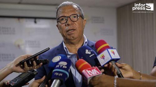 Câmara de Comércio do Sotavento analisa com CCSL aumento do salário mínimo para 17 mil escudos