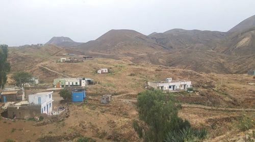 Porto Novo/Planalto Norte: Operadores turísticos dizem que falta de uma estrada pode comprometer o turismo nessa zona