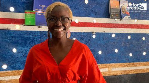 REPORTAGEM/Santa Catarina: Emigrante abre restaurante com comida "terra terra" no menu em Assomada (c/áudio)