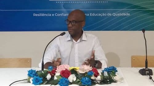 Porto Novo: Professor universitário participa no 10.º Congresso Mundial da Internacional da Educação