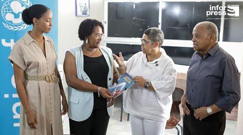 Comité Olímpico Cabo-verdiano distribui livro “As aventuras de Alex e Lia – uma viagem pelo olimpismo” às escolas do país