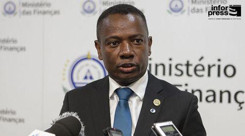 Portugal: Ministro das Finanças no 2.º Fórum de Economistas das Cidades de Língua Portuguesa em Lisboa