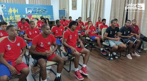 Futebol/Fogo: Sumbango Sport recebido pelo vereador do Desporto de São Filipe antes de viajar para Praia