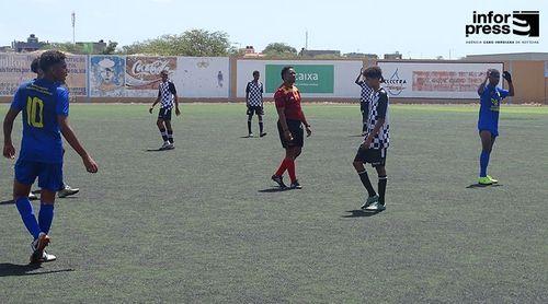 Futebol/Santo Antão Sul: Dirigentes de clubes voltam a pedir intervenções no Estádio Municipal do Porto Novo