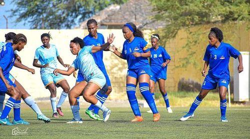 Futebol Feminino/Santiago Sul: Seven Stars e Black Panthers disputam a final da Taça Praia
