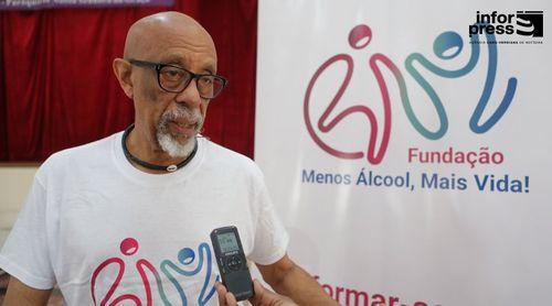 Manuel Faustino destaca redução de publicidade de bebidas alcoólicas e aponta ganhos na implementação da lei