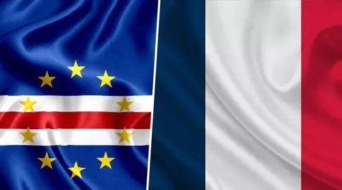 Presidente da República felicita homólogo e povo francês pelo Dia Nacional da França