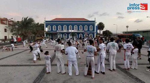São Vicente: Associação Abadá-Capoeira realiza gincana para estimular atletas mirins
