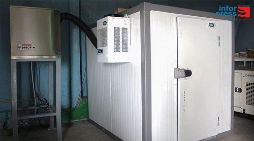 Santa Catarina do Fogo: Instalada primeira máquina de produção de gelo e câmara frigorífica no município