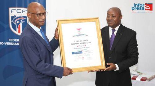 Futebol: Mário Semedo dedica prémio Mérito Pan-africano à colectividade desportiva cabo-verdiana   