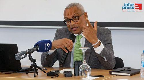 Presidente da República profere conferência na Universidade de Santiago