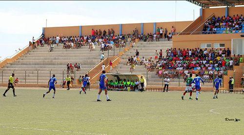 Futebol/Porto Novo: Época 2024-2025 dependente da substituição da relva do Estádio Municipal   