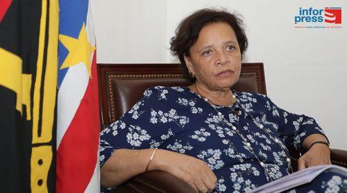 Dia do Herói Nacional em Angola leva à reflexão no sentido de honrar legado de Agostinho Neto – embaixadora