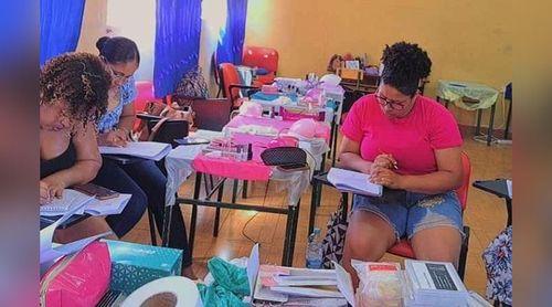 São Nicolau: Jovens concluem formação em estética, depilação, maquiagem profissional e manicure/pedicure