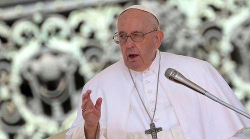 Papa apela à troca geral de prisioneiros com a Rússia