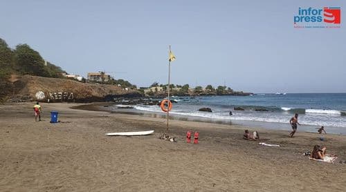 Praia: Nadadores salvadores reclamam mais investimentos e atenção para com a classe