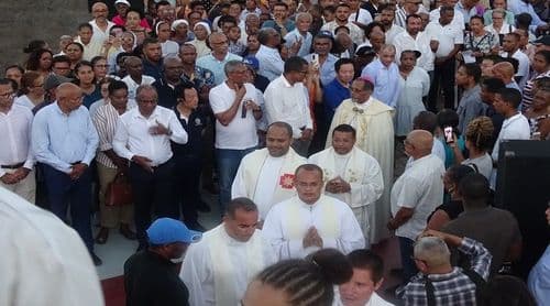 Ribeira Grande: Inaugurada imagem de Nossa Senhora do Rosário no miradouro da Ladeira do Santíssimo