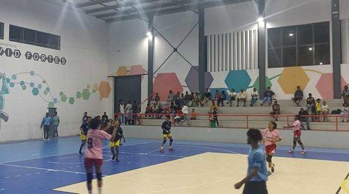 Andebol/Santo Antão: Super Estrelas e Vitória do Paul disputam última jornada do campeonato sénior em feminino e masculino