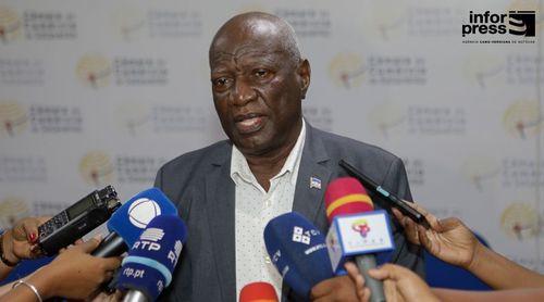 Confederação sindical aguarda aumento salarial na Função Pública e no privado para 17 mil escudos