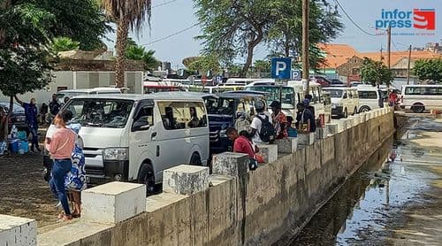 Praia: Condutores alojados na zona de Petcheco pedem casa de banho e melhores condições de trabalho (c/áudio)